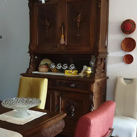 Su Carreri Oda ve Kahvaltı *