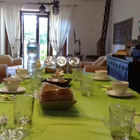 Su Carreri Oda ve Kahvaltı Armungia